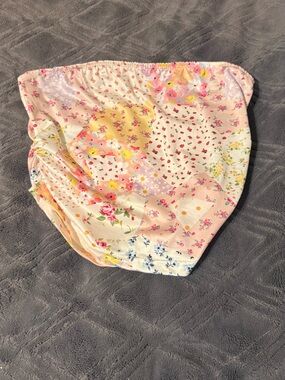 SHEIN Pastel Pink & Cream Floral tube top